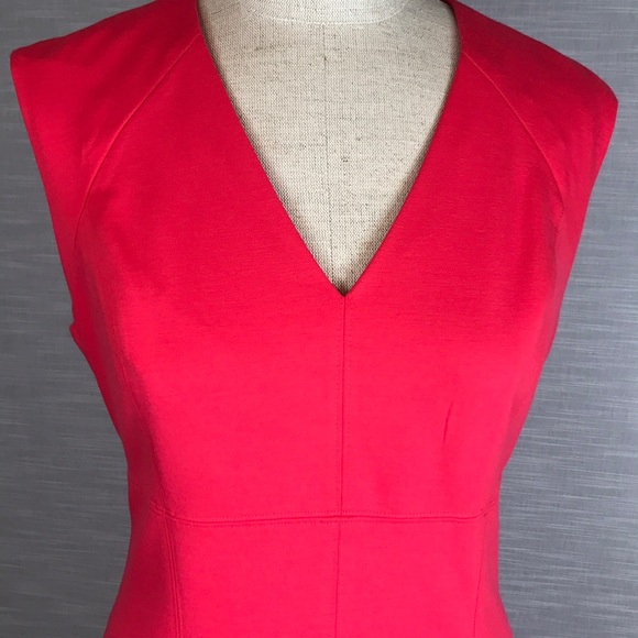 T Tahari Dress Size 8 - Picture 2 of 8